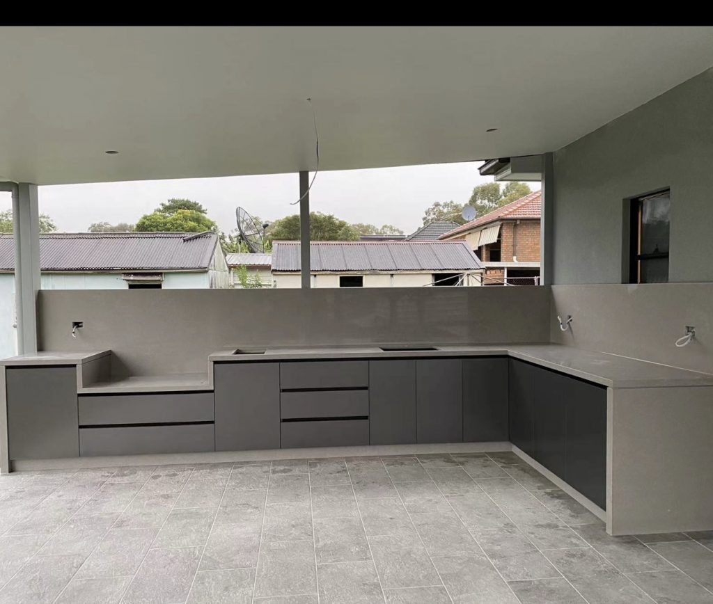 Outdoor Kitchen Makers